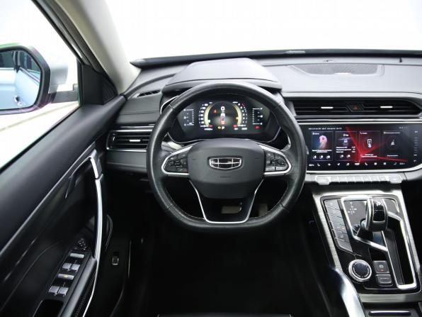 Geely Atlas Pro с пробегом 2022 года, цена 1 790 000 рублей, 117996 км, внедорожник, Автокод Объявления
