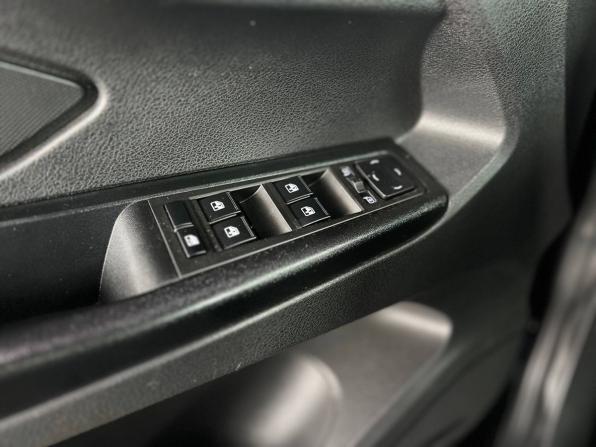 Lada (ВАЗ) Vesta I с пробегом 2021 года, цена 1 300 000 рублей, 31315 км, седан, Автокод Объявления