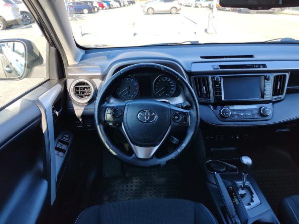 Toyota RAV4 IV (XA40) Рестайлинг с пробегом 2017 года, цена 1 899 000 рублей, 230000 км, внедорожник, Автокод Объявления