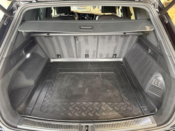 Volkswagen Touareg III с пробегом 2019 года, цена 4 920 000 рублей, 156939 км, внедорожник, Автокод Объявления