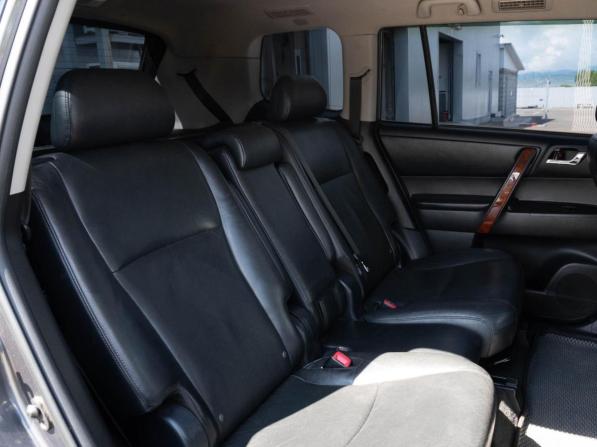 Toyota Highlander II (XU40) Рестайлинг с пробегом 2011 года, цена 2 199 000 рублей, 246865 км, внедорожник, Автокод Объявления