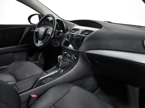 Mazda 3 II (BL) Рестайлинг с пробегом 2012 года, цена 849 000 рублей, 220000 км, седан, Автокод Объявления