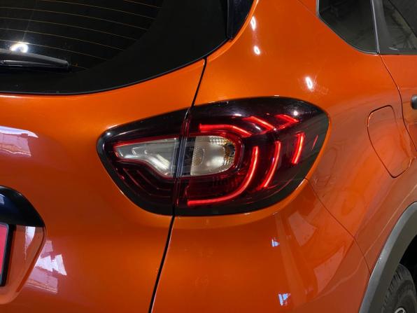 Renault Kaptur I с пробегом 2018 года, цена 1 299 000 рублей, 108749 км, внедорожник, Автокод Объявления