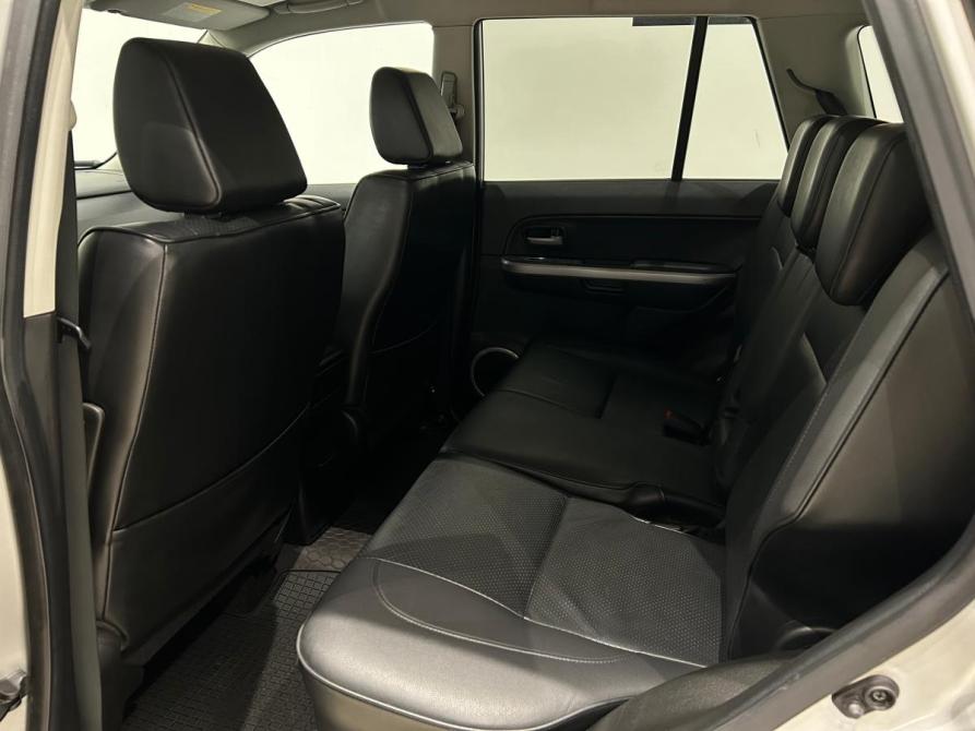 Suzuki Grand Vitara II Рестайлинг 2 Санкт-Петербург  - изображение 13