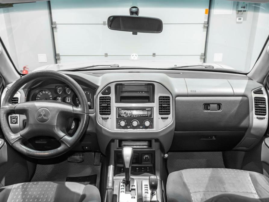 Mitsubishi Pajero III Рестайлинг Екатеринбург  - изображение 15