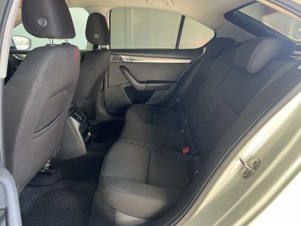 Skoda Octavia III (A7) Рестайлинг с пробегом 2020 года, цена 1 249 000 рублей, 449300 км, лифтбек, Автокод Объявления