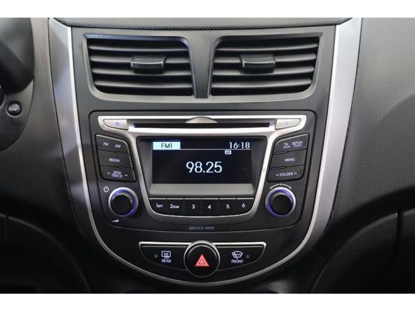 Hyundai Solaris I Рестайлинг с пробегом 2016 года, цена 752 000 рублей, 223634 км, хэтчбек, Автокод Объявления