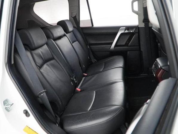 Toyota Land Cruiser Prado 150 Series Рестайлинг 1 с пробегом 2014 года, цена 3 887 077 рублей, 149723 км, внедорожник, Автокод Объявления