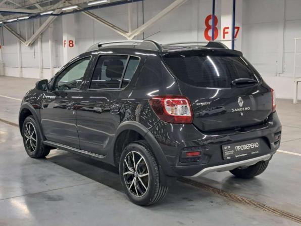 Renault Sandero II с пробегом 2017 года, цена 1 100 000 рублей, 134961 км, хэтчбек, Автокод Объявления