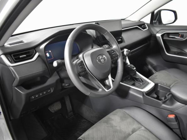 Toyota RAV4 V (XA50) с пробегом 2025 года, цена 3 897 960 рублей, 3398 км, внедорожник, Автокод Объявления