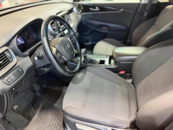Kia Sorento III Prime Рестайлинг с пробегом 2019 года, цена 1 999 000 рублей, 238307 км, внедорожник, Автокод Объявления
