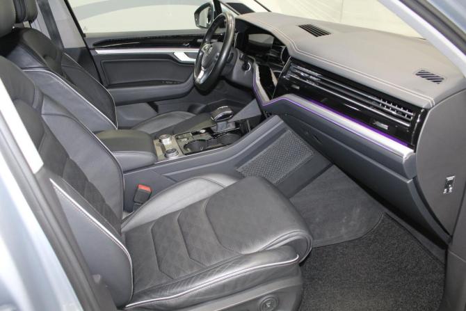 Volkswagen Touareg III с пробегом 2018 года, цена 4 179 000 рублей, 153625 км, внедорожник, Автокод Объявления