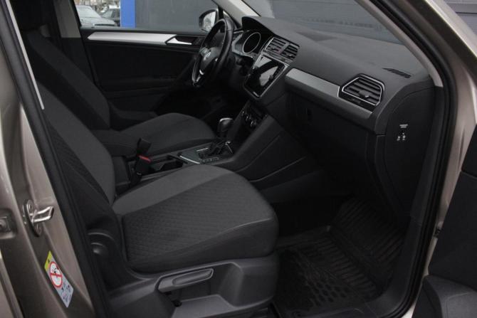 Volkswagen Tiguan II с пробегом 2019 года, цена 2 380 000 рублей, 132223 км, внедорожник, Автокод Объявления