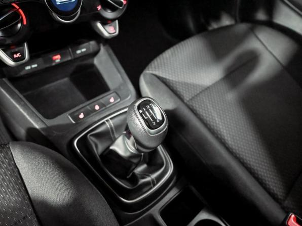 Kia Rio IV Рестайлинг с пробегом 2020 года, цена 1 500 000 рублей, 99301 км, седан, Автокод Объявления