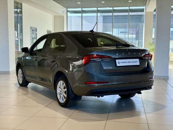 Skoda Rapid II с пробегом 2021 года, цена 1 699 000 рублей, 69300 км, лифтбек, Автокод Объявления