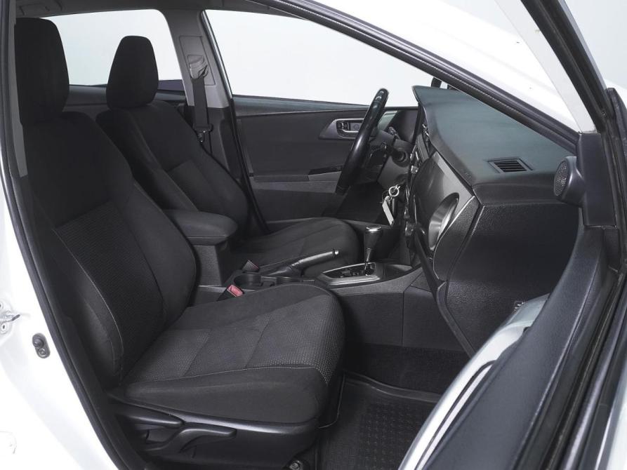 Toyota Auris II Ростов-на-Дону  - изображение 8
