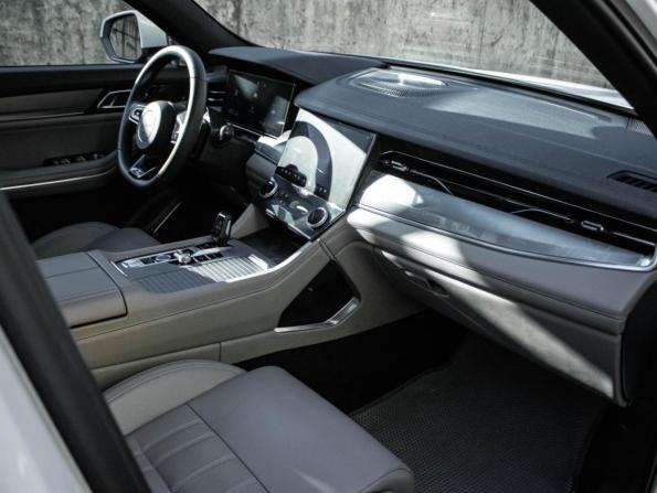 Lynk &amp; Co 09 с пробегом 2023 года, цена 5 149 000 рублей, 27605 км, внедорожник, Автокод Объявления