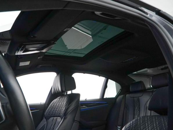 BMW 5 серии VII (G30/G31/G38) Рестайлинг с пробегом 2022 года, цена 5 648 888 рублей, 39371 км, седан, Автокод Объявления