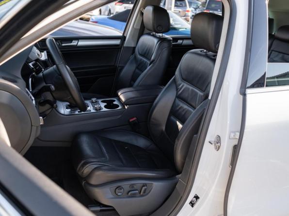 Volkswagen Touareg II с пробегом 2014 года, цена 1 920 000 рублей, 198311 км, внедорожник, Автокод Объявления