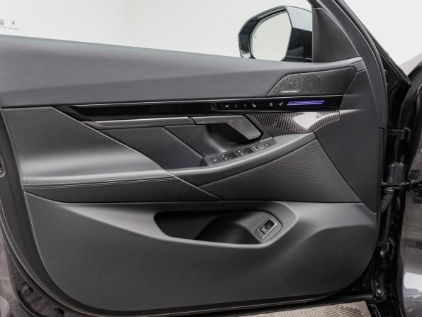 BMW 5 серии VIII (G60/G61/G68) с пробегом 2023 года, цена 7 800 000 рублей, 37655 км, седан, Автокод Объявления