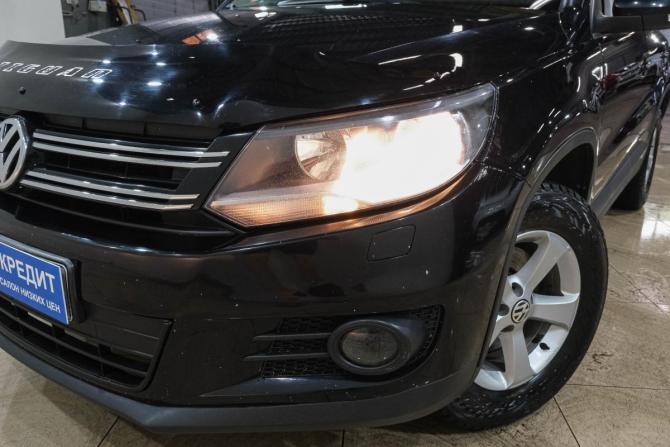 Volkswagen Tiguan I Рестайлинг с пробегом 2011 года, цена 899 000 рублей, 191157 км, внедорожник, Автокод Объявления