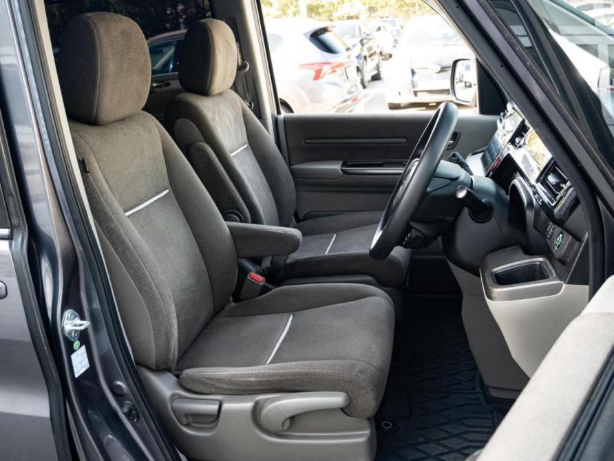 Honda Stepwgn V Краснодар  - изображение 11