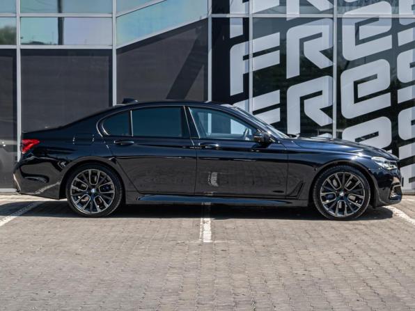 BMW 7 серии VI (G11/G12) с пробегом 2016 года, цена 3 440 000 рублей, 124694 км, седан, Автокод Объявления