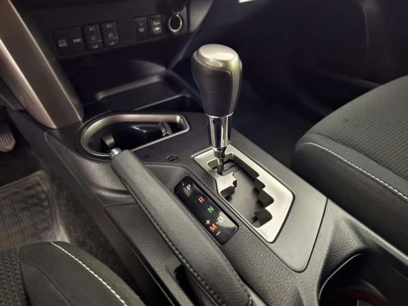 Toyota RAV4 IV (XA40) Рестайлинг с пробегом 2019 года, цена 2 390 000 рублей, 168070 км, внедорожник, Автокод Объявления