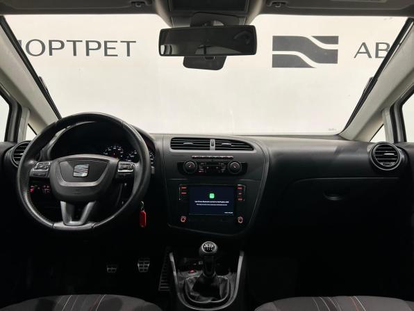 SEAT Leon II Рестайлинг с пробегом 2012 года, цена 569 000 рублей, 209291 км, хэтчбек, Автокод Объявления