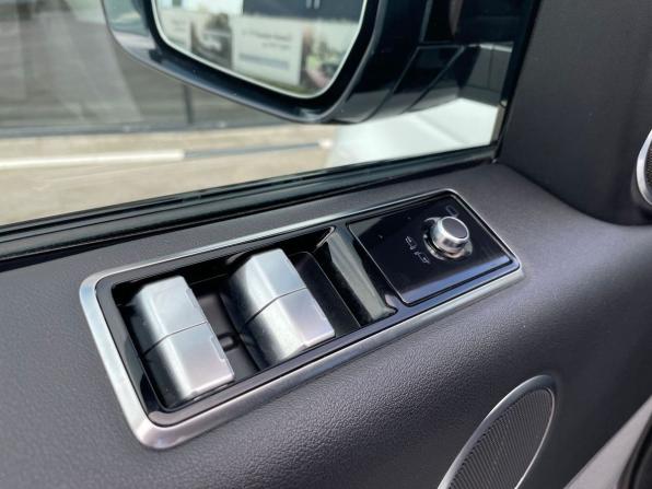 Land Rover Range Rover Sport II Рестайлинг с пробегом 2019 года, цена 4 800 000 рублей, 137221 км, внедорожник, Автокод Объявления