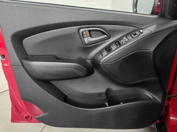 Hyundai ix35 I Рестайлинг с пробегом 2014 года, цена 1 400 000 рублей, 190280 км, внедорожник, Автокод Объявления