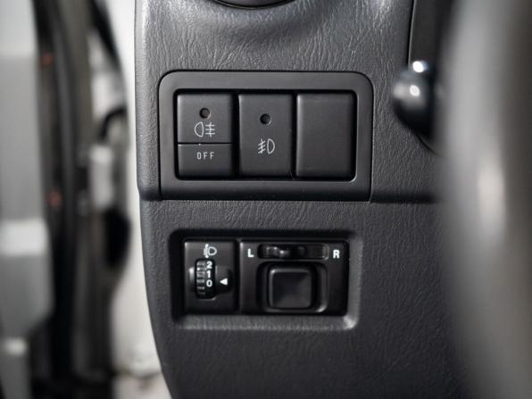 Suzuki Jimny III Рестайлинг 2 с пробегом 2014 года, цена 1 050 000 рублей, 234456 км, внедорожник, Автокод Объявления