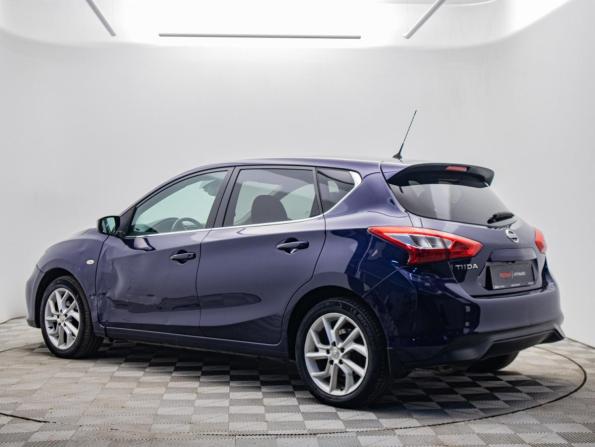 Nissan Tiida II с пробегом 2015 года, цена 760 000 рублей, 229353 км, хэтчбек, Автокод Объявления
