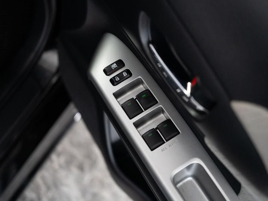Toyota Wish II Иркутск  - изображение 18