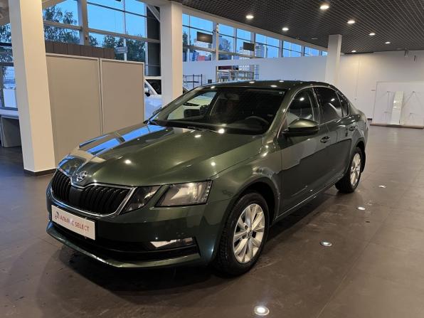 Skoda Octavia III (A7) Рестайлинг с пробегом 2019 года, цена 1 671 000 рублей, 142935 км, лифтбек, Автокод Объявления