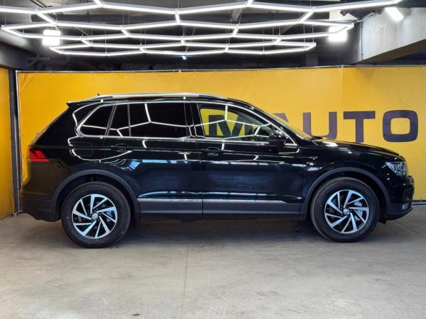 Volkswagen Tiguan II с пробегом 2018 года, цена 2 499 000 рублей, 146000 км, внедорожник, Автокод Объявления