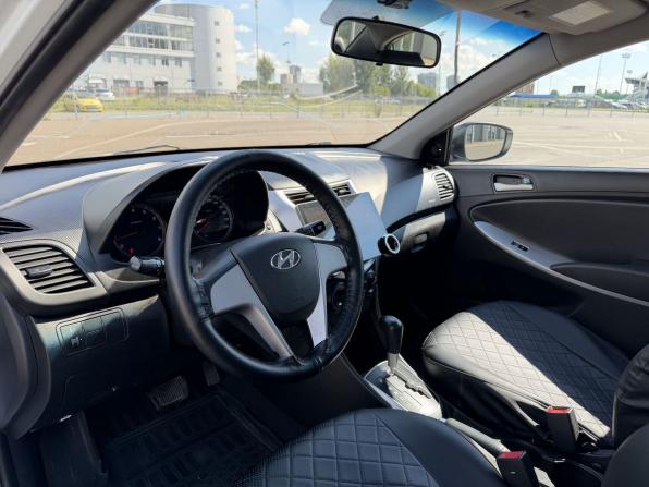 Hyundai Solaris I с пробегом 2014 года, цена 670 000 рублей, 230050 км, седан, Автокод Объявления