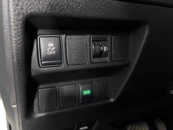 Nissan Qashqai II с пробегом 2018 года, цена 1 571 000 рублей, 136008 км, внедорожник, Автокод Объявления