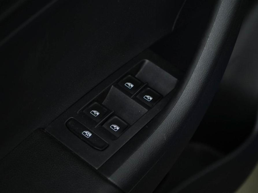 Volkswagen Polo VI Москва  - изображение 16