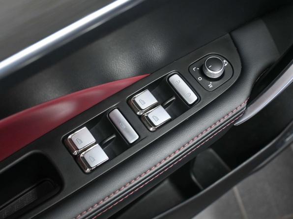 Geely Coolray I с пробегом 2022 года, цена 1 919 900 рублей, 41800 км, внедорожник, Автокод Объявления