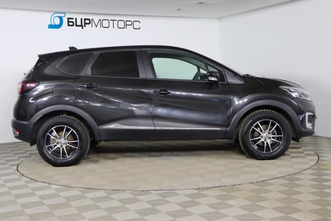 Renault Kaptur I Рестайлинг с пробегом 2021 года, цена 1 759 990 рублей, 95135 км, внедорожник, Автокод Объявления