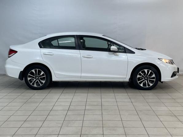 Honda Civic IX Рестайлинг с пробегом 2014 года, цена 1 090 000 рублей, 308619 км, седан, Автокод Объявления