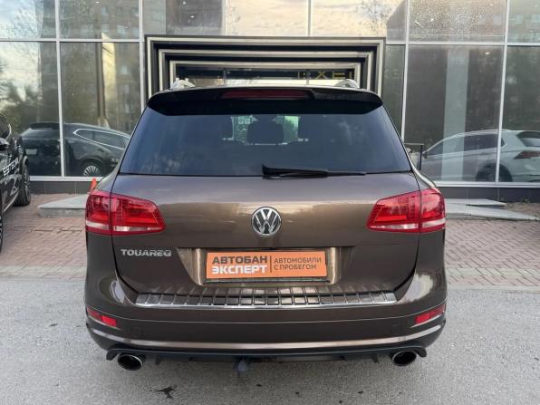 Volkswagen Touareg II Рестайлинг с пробегом 2014 года, цена 2 099 000 рублей, 288100 км, внедорожник, Автокод Объявления