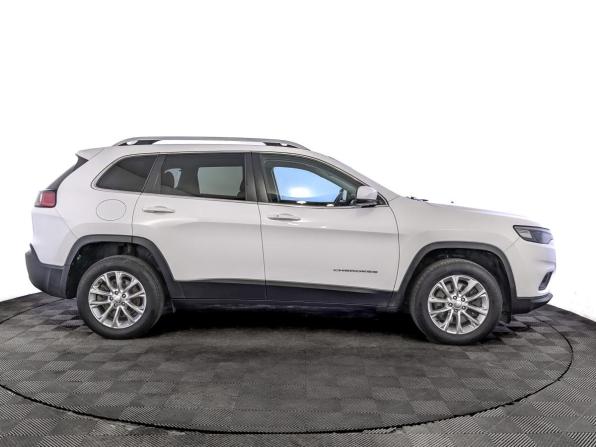 Jeep Cherokee V (KL) Рестайлинг с пробегом 2018 года, цена 2 400 000 рублей, 101850 км, внедорожник, Автокод Объявления