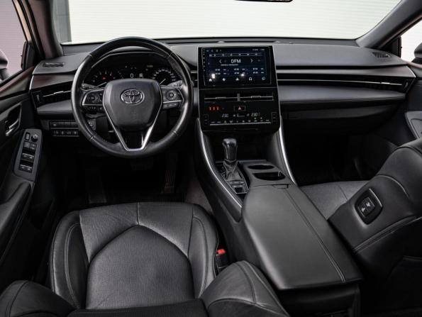 Toyota Avalon V Рестайлинг с пробегом 2022 года, цена 3 379 000 рублей, 43720 км, седан, Автокод Объявления