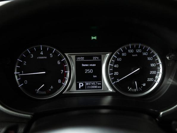 Suzuki Vitara II с пробегом 2018 года, цена 1 479 585 рублей, 210992 км, внедорожник, Автокод Объявления