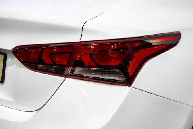 Hyundai Solaris II с пробегом 2017 года, цена 999 000 рублей, 150000 км, седан, Автокод Объявления