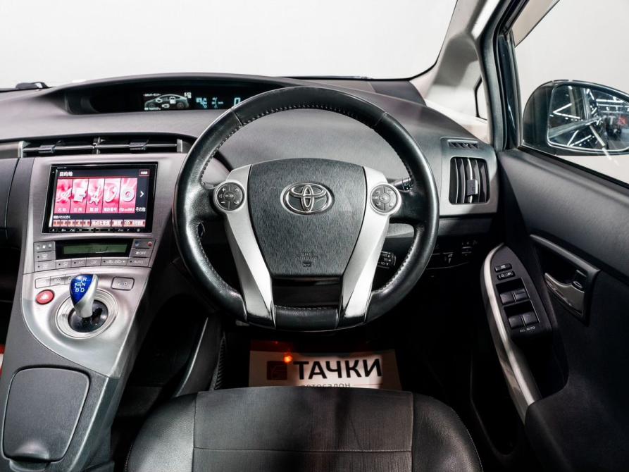 Toyota Prius III Рестайлинг (XW30) Чита  - изображение 8