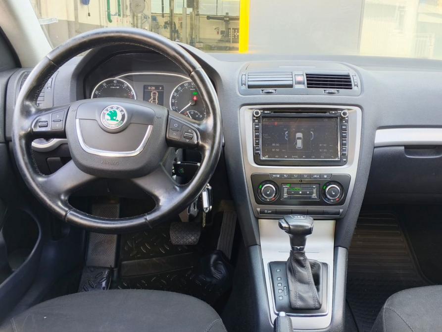 Skoda Octavia II (A5) Рестайлинг Москва  - изображение 11