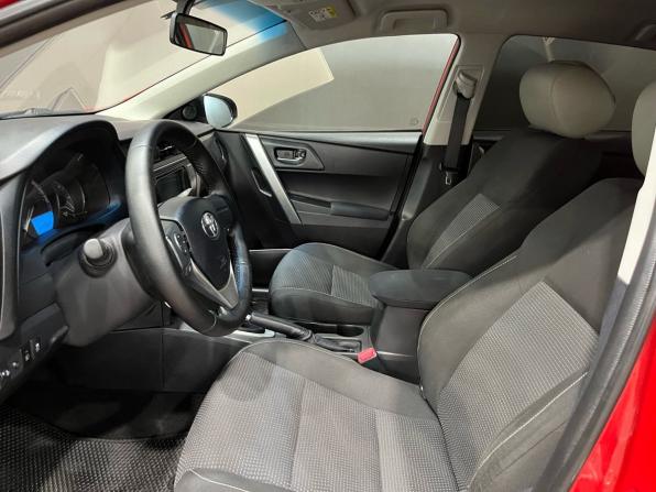 Toyota Auris II с пробегом 2013 года, цена 825 000 рублей, 205562 км, хэтчбек, Автокод Объявления